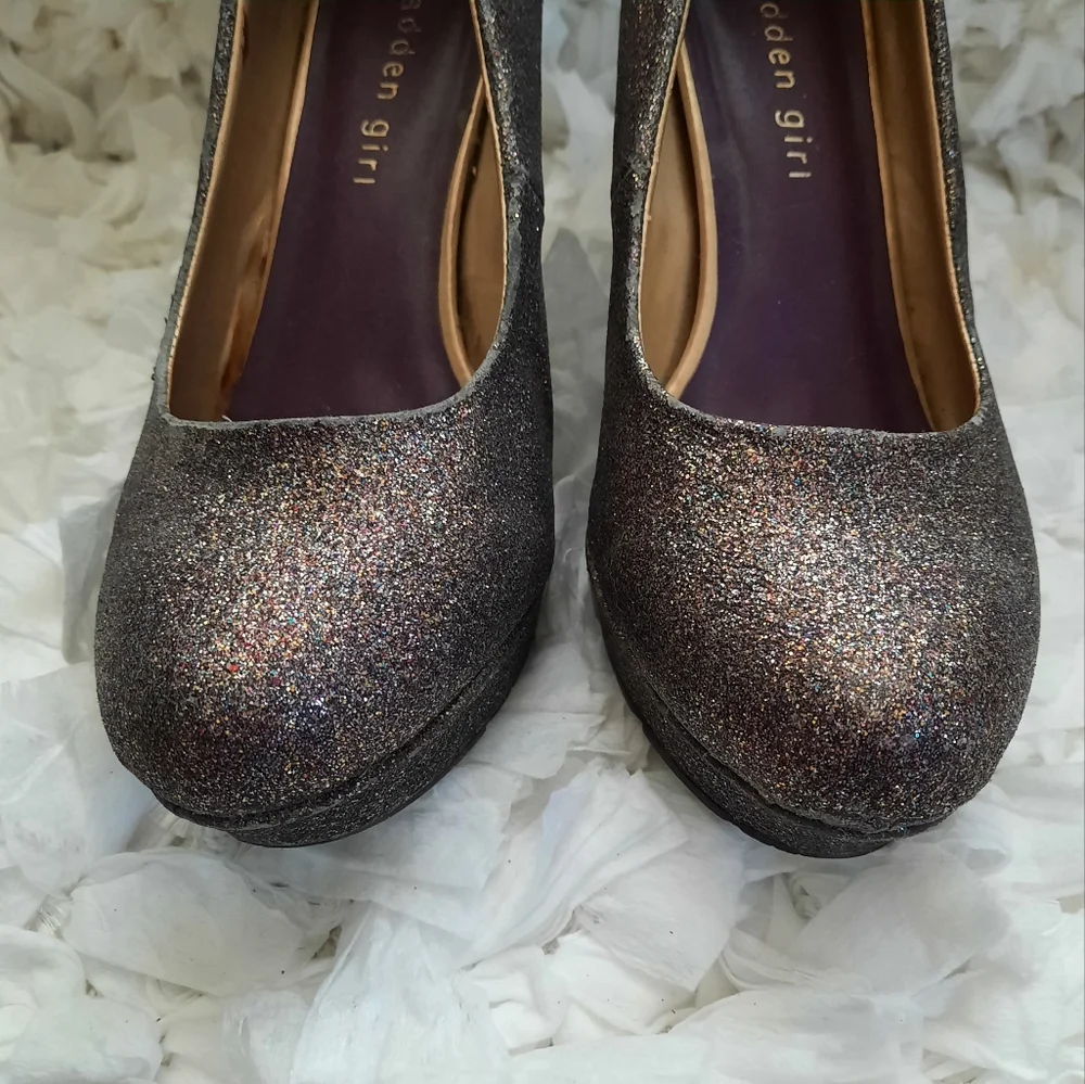 Madden Girl Atonee Multicolor Glitter Sparkle Pumps Retro Y2K Heels Size 7.5